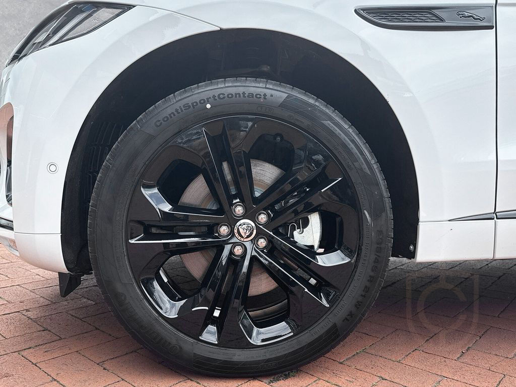Jaguar F-Pace D300 AWD R-Dynamic HSE 21" AHK HUD STHZ