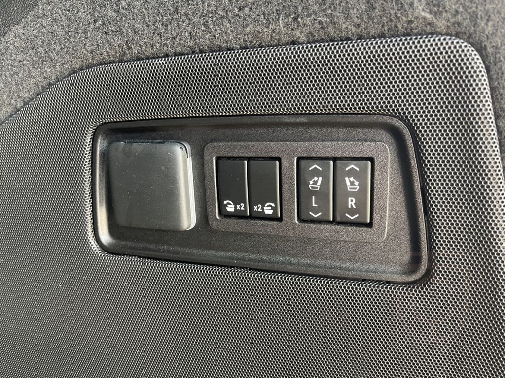 Cadillac Escalade Sport Platinum 6.2 DEUTSCHE AUSFÜHRUNG