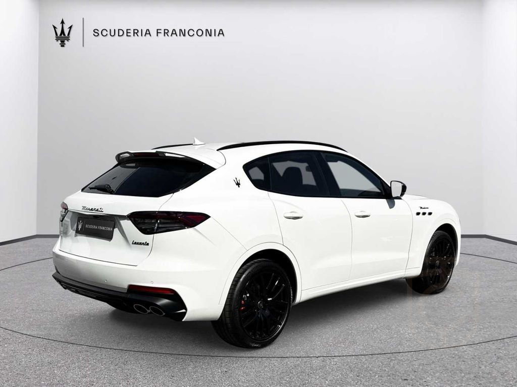Maserati Levante Modena (Ultima)