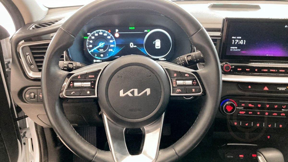 Kia Cee´d SW PHEV ADVANCE PLUS 2