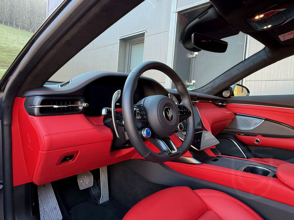 Maserati GranTurismo Trofeo 3.0 V6 AWD / MY24/NP 244.000€