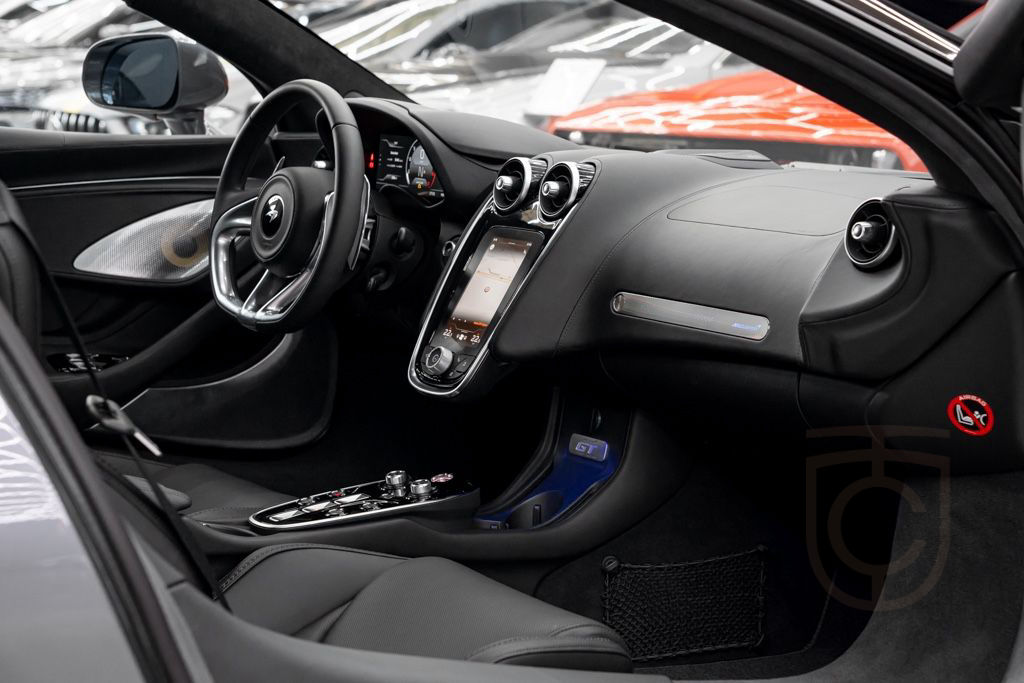 McLaren GT // WARRANTY // NETTO EXPORT