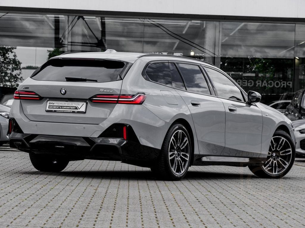 BMW 540d xDrive M SPORT+B&W+HuD+AHK+PANO+DA PROF+360