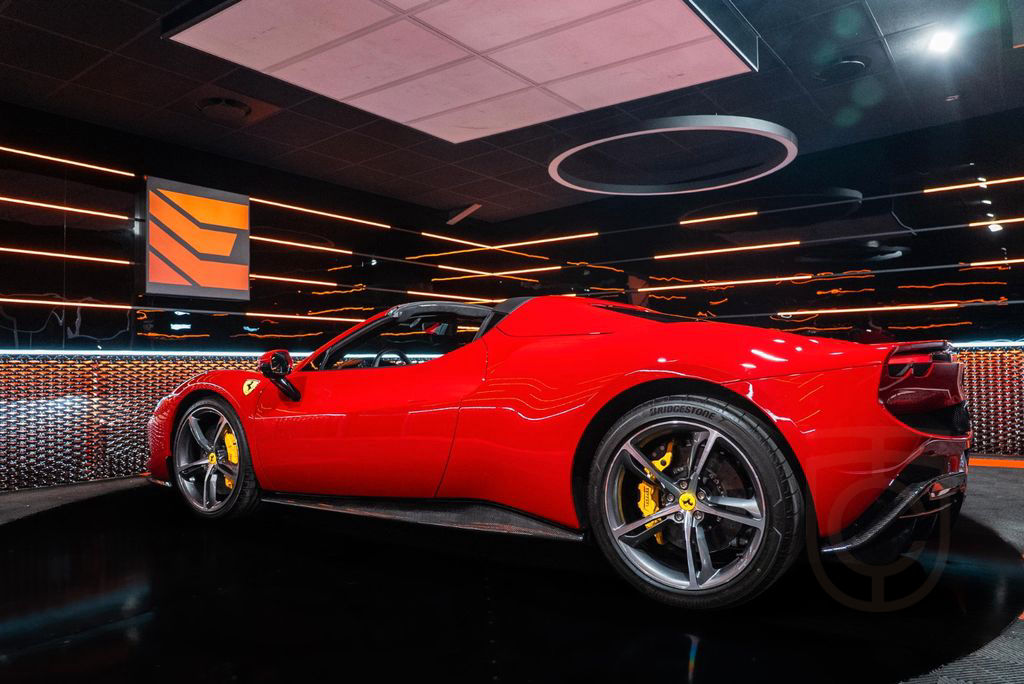 Ferrari 296 GTS*CarbonLeds*Lift*Ventilated