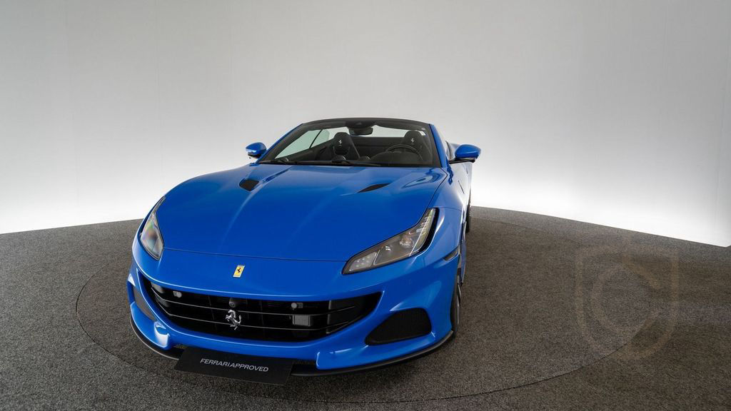 Ferrari Portofino M FERRARI SINGEN