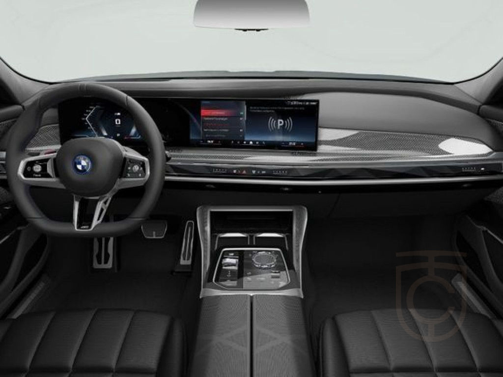 BMW i7 M70 Pro ExecutiveL AutoTür FondEnt SkyLou B