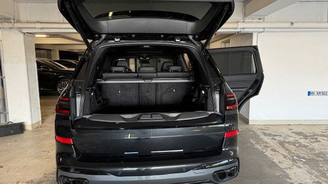 BMW X7 M60i Carbon 04/2024 Liste Preis 157000€
