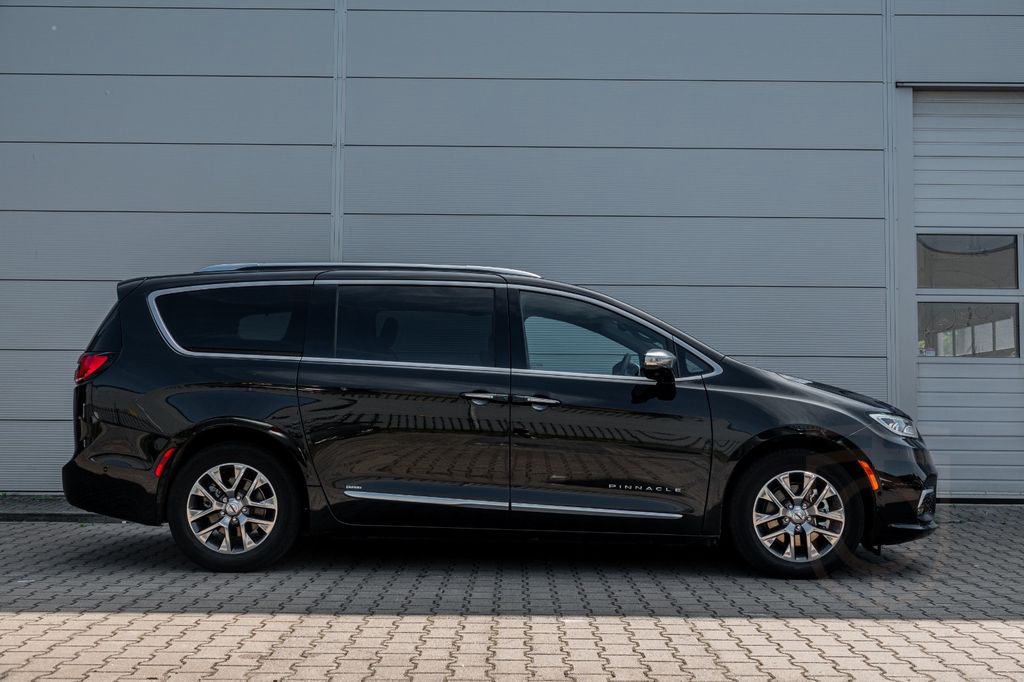 Chrysler Pacifica Pinnacle Panoramadach Multimedia EU
