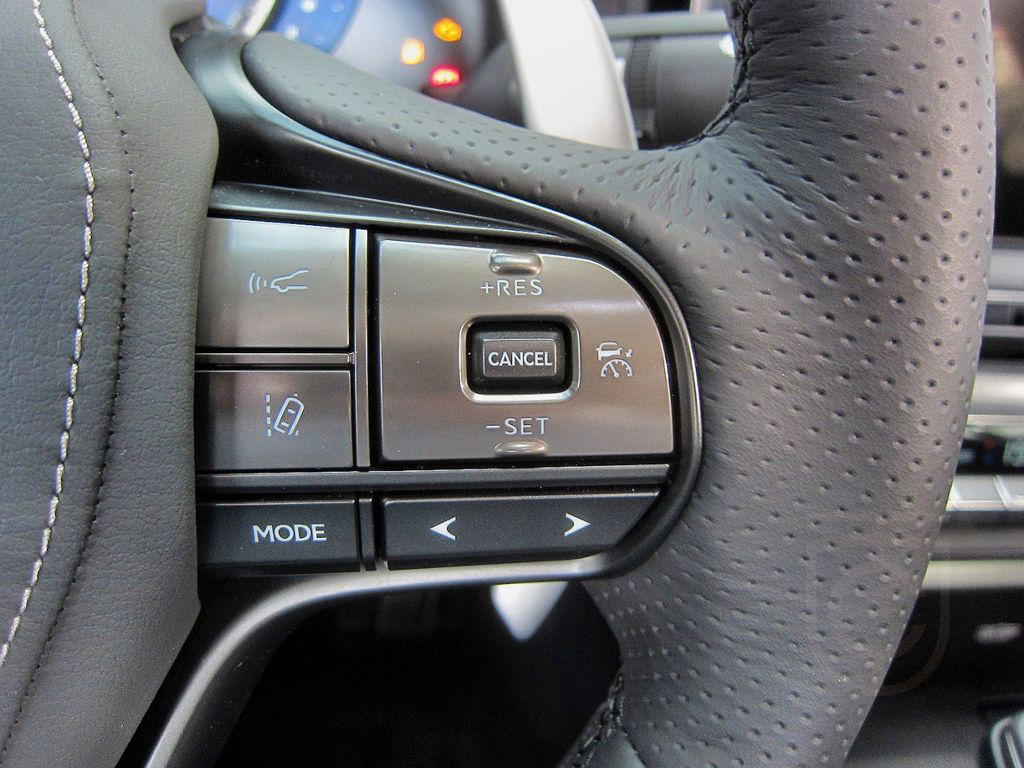 Lexus LC 500 Perfomance Paket, Navigation, e.-Verdeck