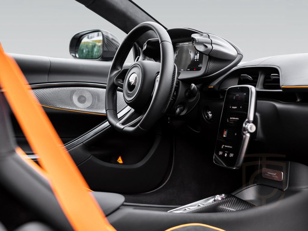 McLaren Artura | MSO Lantana Purple | Track Telemetry