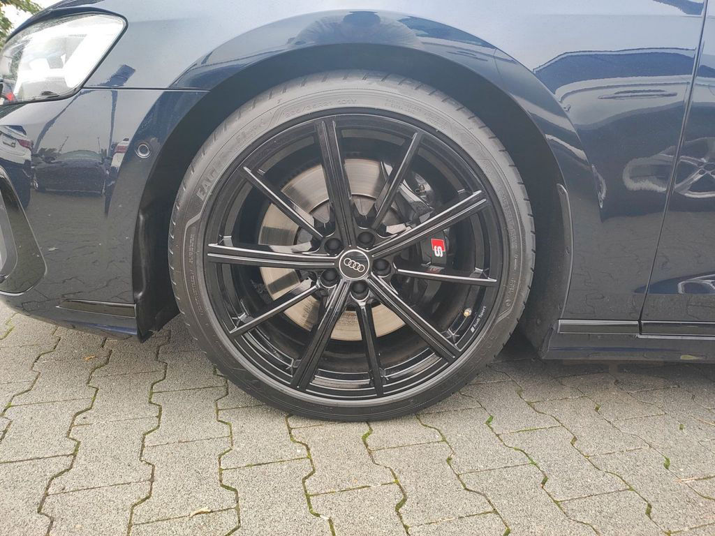 Audi S8 *PANO*StdHz*MATRIX*HuD*B&O*AHK*360°*