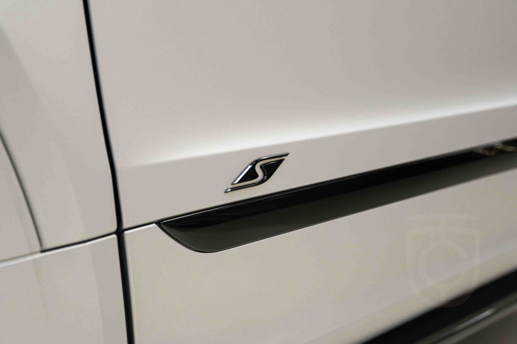 Bentley Bentayga S V8 Extreme Silver Satin