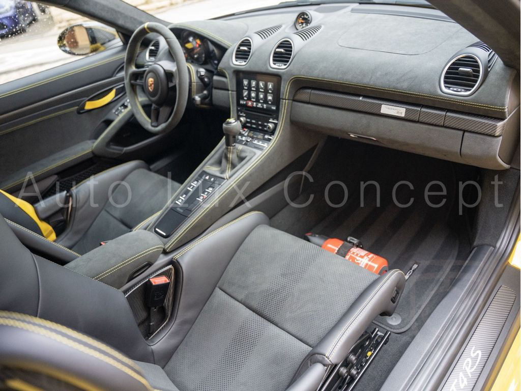 Porsche 718 Cayman GT4 RS Weissach/Lift/LED/Kamera/BOSE
