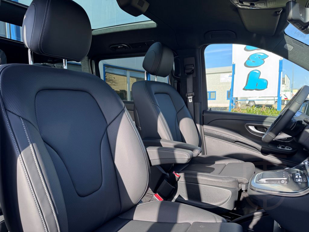 Mercedes-Benz V 300 d 4MATIC AMG EXCLUSIVE lang VIP /Airmatic