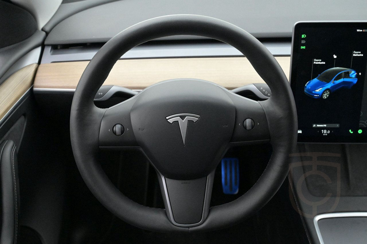 Tesla Model Y Long Range AWD EAP Acc.Boost Pano