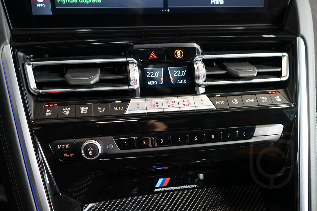 BMW M8 COMP*GC*xDRIVE*LASER*B&W*112.562€ NETTO