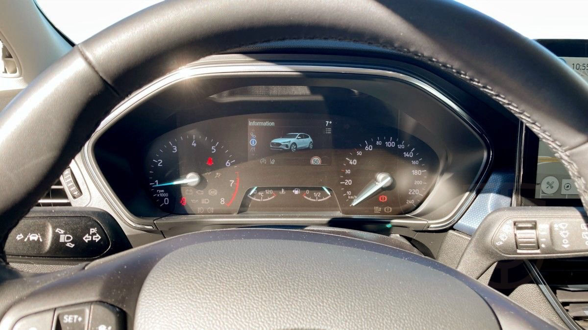 Ford Focus Active 1.0 EcoBoost Hybrid
