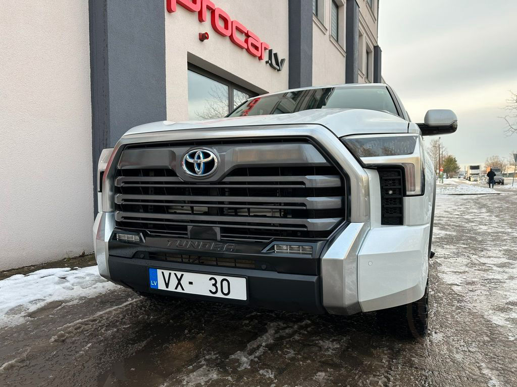 Toyota Tundra Crew Max Limited Hybrid Extra Lange