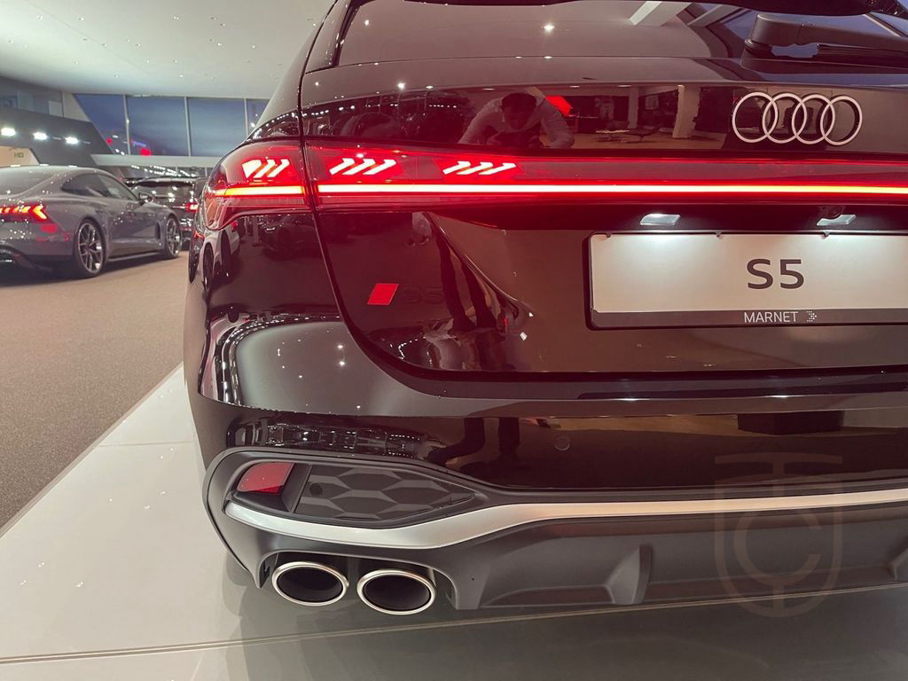 Audi S5 Avant TFSI 270 kW S tronic*B&O*Massagesitze*H