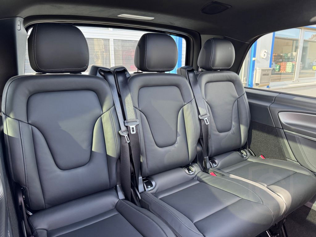 Mercedes-Benz V 300 d 4MATIC AMG EXCLUSIVE lang VIP /Airmatic