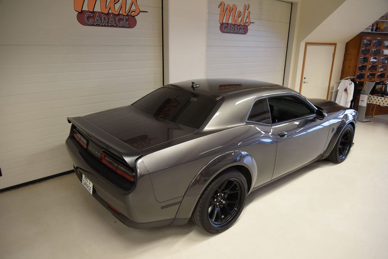 Dodge Challenger SRT Jailbreak Redeye Widebody Underbar bil!