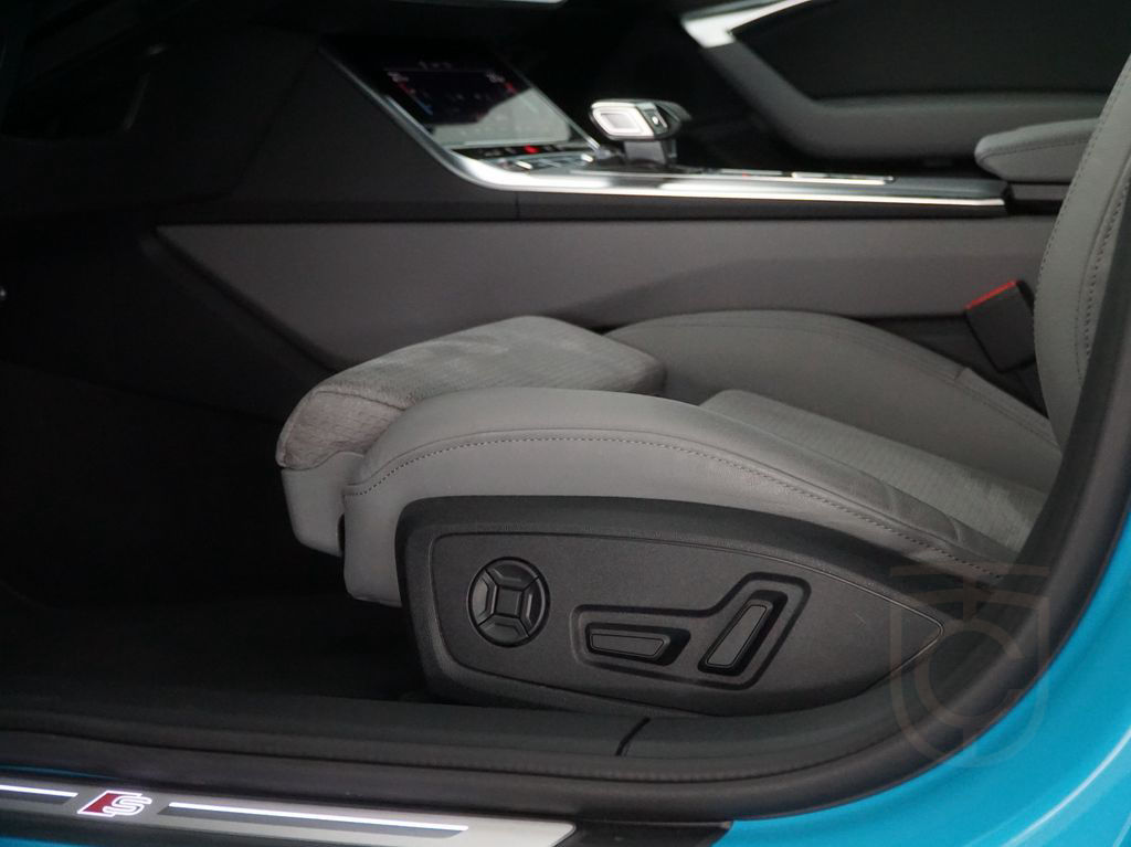 Audi S6 quattro S Line Sport Miamiblau Exclusive!