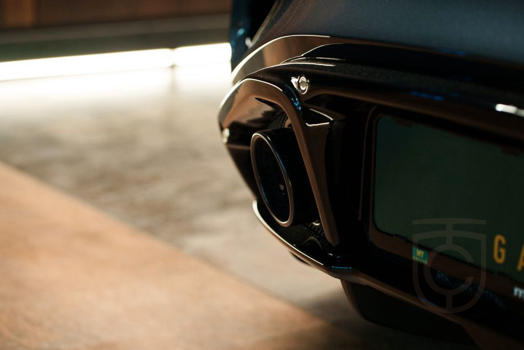 Lotus Emira I4 AUT