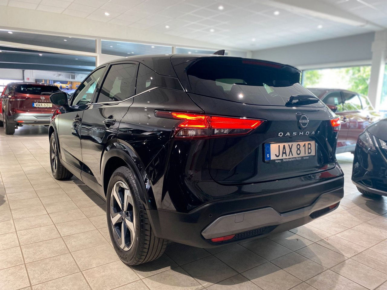 Nissan Qashqai 1.3 DIG-T XTRONIC-CVT N-Connecta