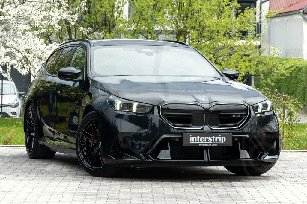 BMW M5 TOURING.DR.ASS.LED.PANORAMA.B&W.360°.AHK.