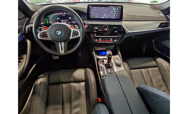 BMW M5 Limousine