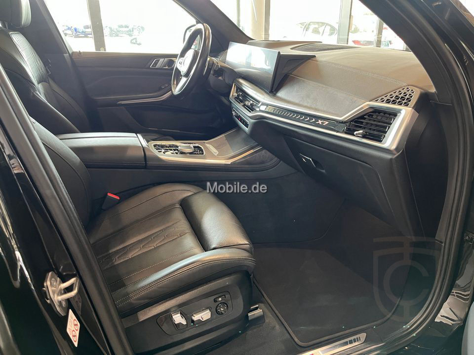 BMW X7 xDrive40d M Sportpaket Sport Aut. Standhzg.