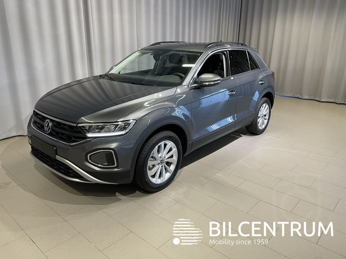 Volkswagen T-Roc LIFE EDITION TSI 150 DSG, 2-zon Klimat