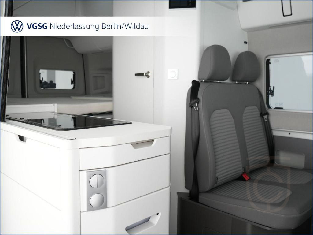 Volkswagen Grand California 600 LED Solar Hochbett Navi