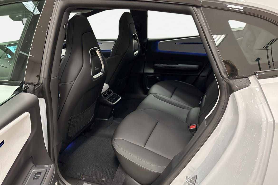 Polestar 4 Long Range Single Motor Plus Pilot