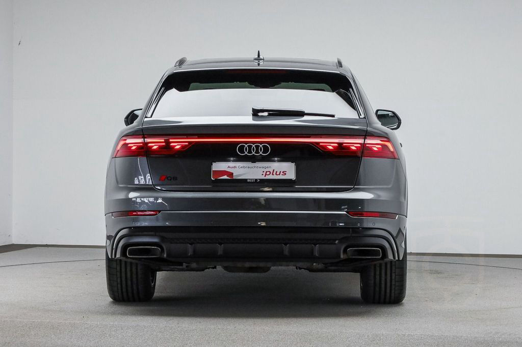 Audi Q8 60 TFSIe quattro S-LINE*PANO*AHK*HUD*LEDER*HD