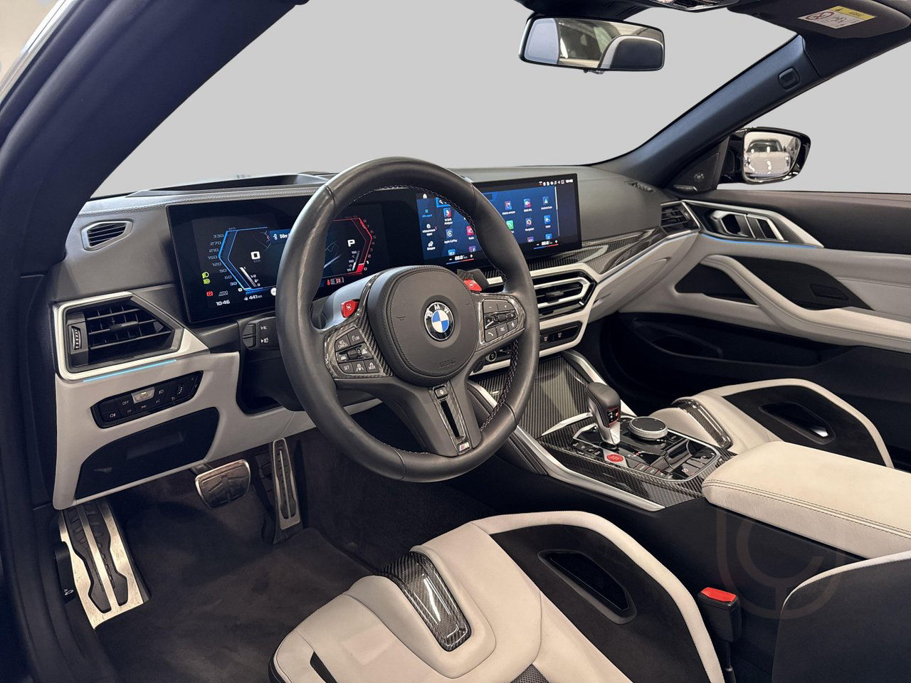 BMW M4 Competition xDrive Convertible Individual