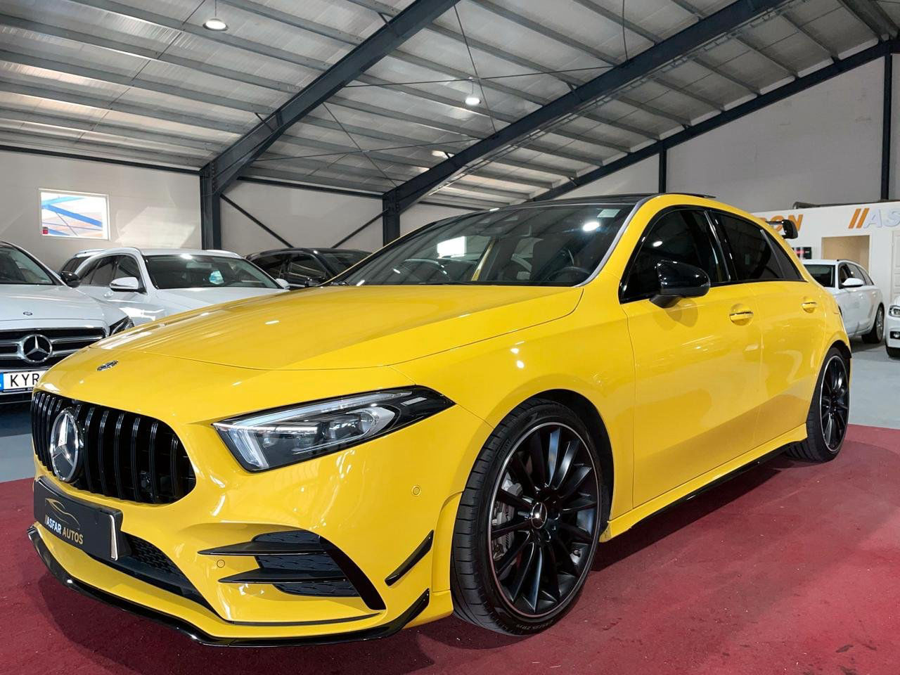 Mercedes-Benz AMG A35 4MATIC AMG Sport, Exclusive