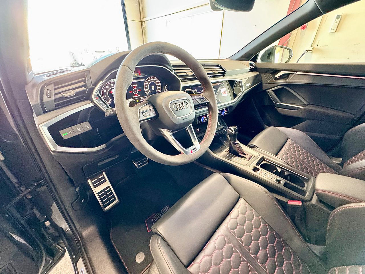 Audi RSQ3 Quattro