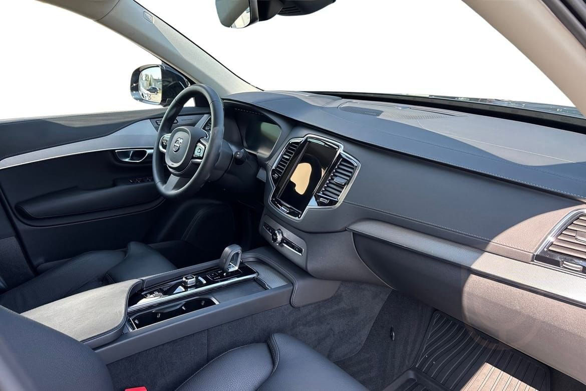 Volvo XC90 Recharge T8 Ultimate Dark