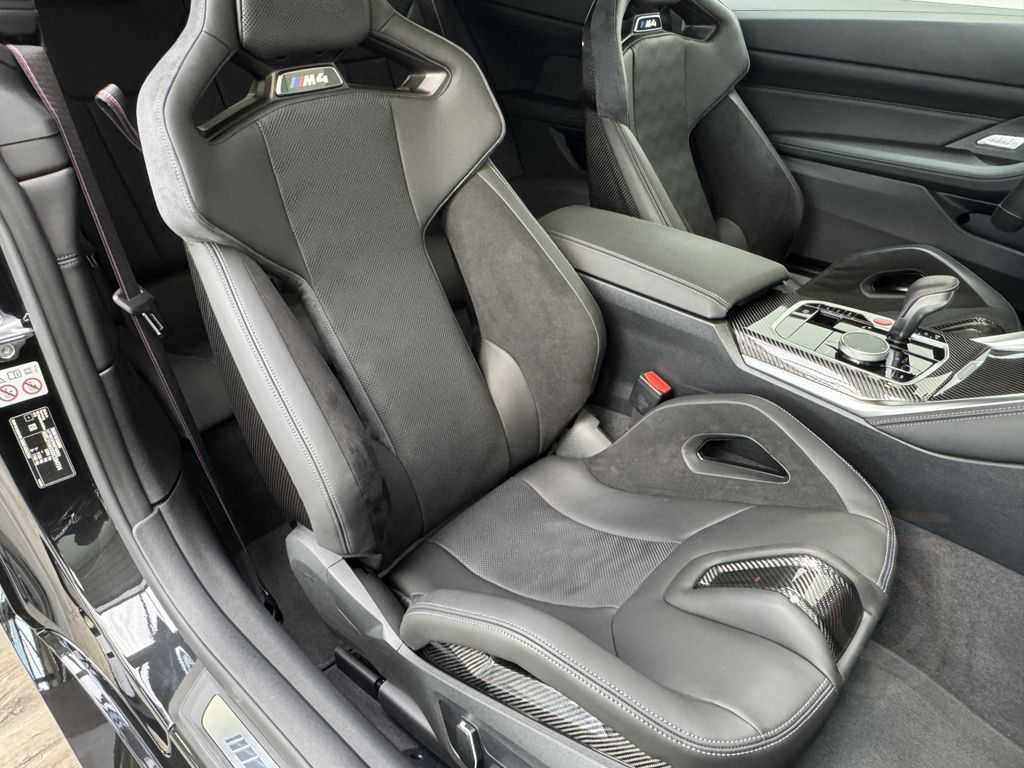 BMW M4 xDrive Competition Schale ACC 360° LED+ H&K