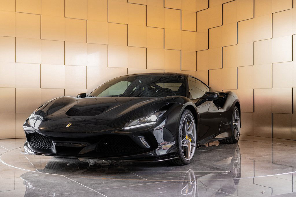 Ferrari F8 Tributo / Svensksåld / Kolfiberstolar / OBS SPEC! /