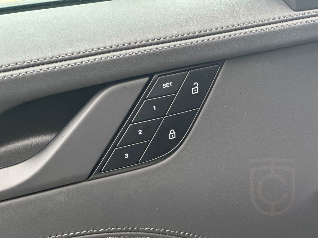 Porsche 992 GTS Cabrio/ T-Hybrid/BOSE/Matrix/Sitzklima