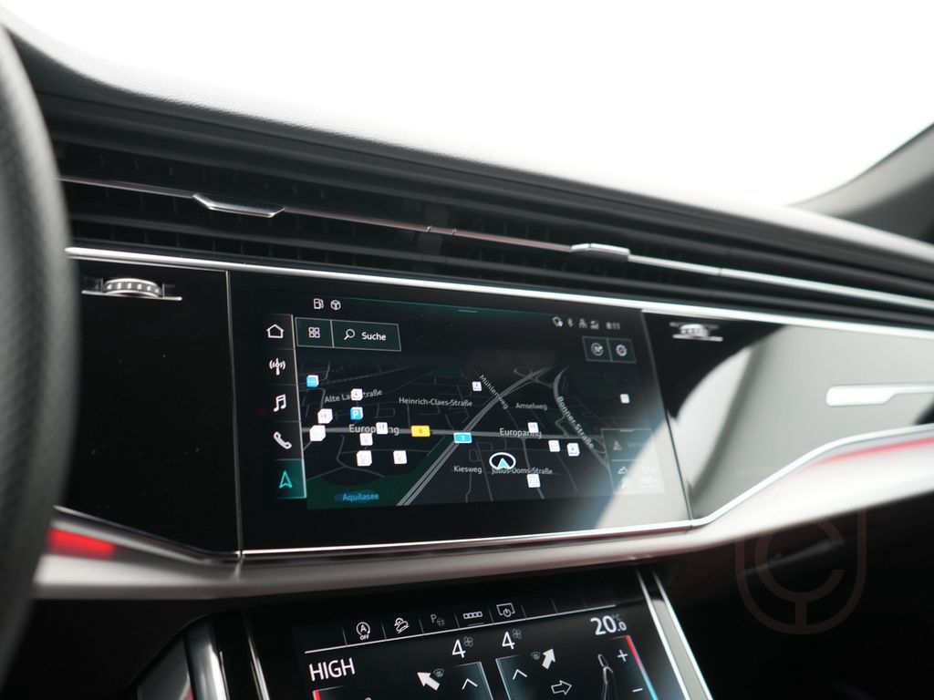 Audi SQ8 MATRIX LUFT LEDER RAUTE B&O AHK ALLRADLENK