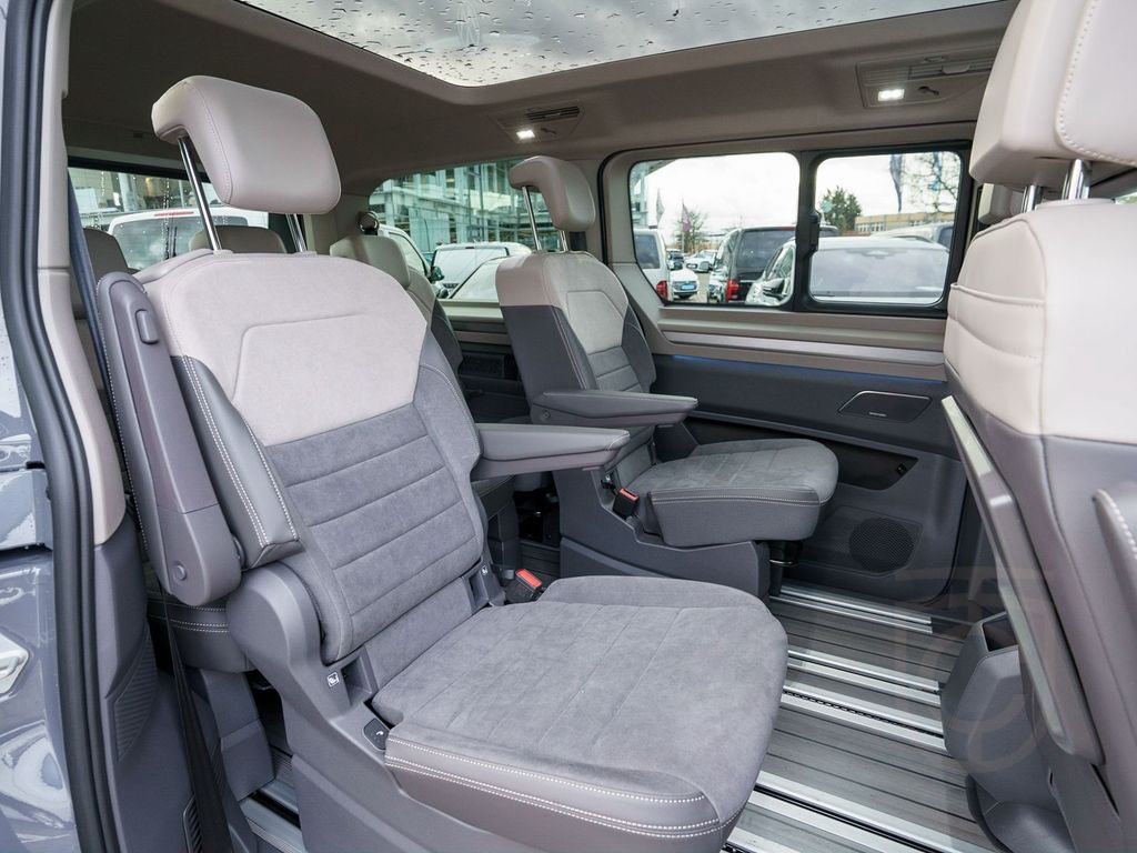 Volkswagen Multivan Life 2,0 TDI SCR DSG lang 7-Sitzer AHK