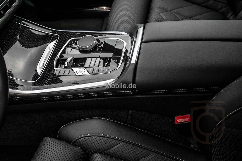 BMW X5 M60i Navi adLED harman/kardon RKam HeadUp AHK