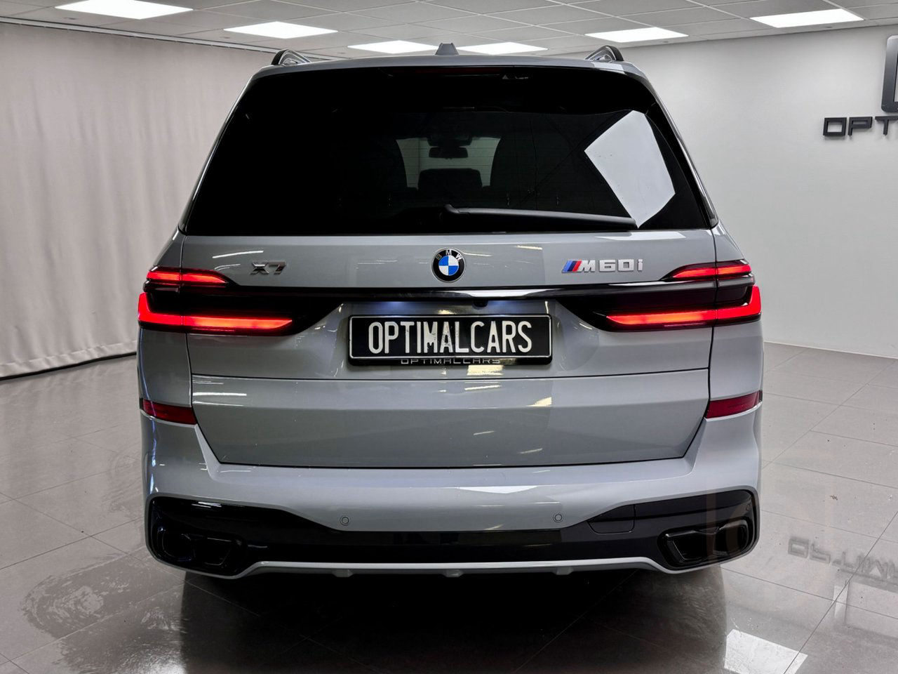 BMW X7 M60i xDrive