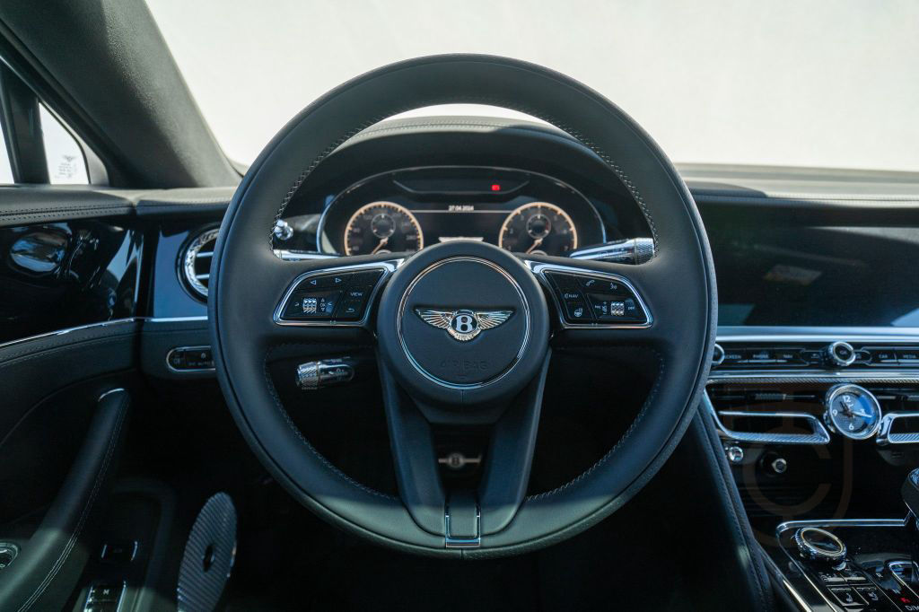 Bentley Flying Spur Azure V8 *Naim, Rotating Display*