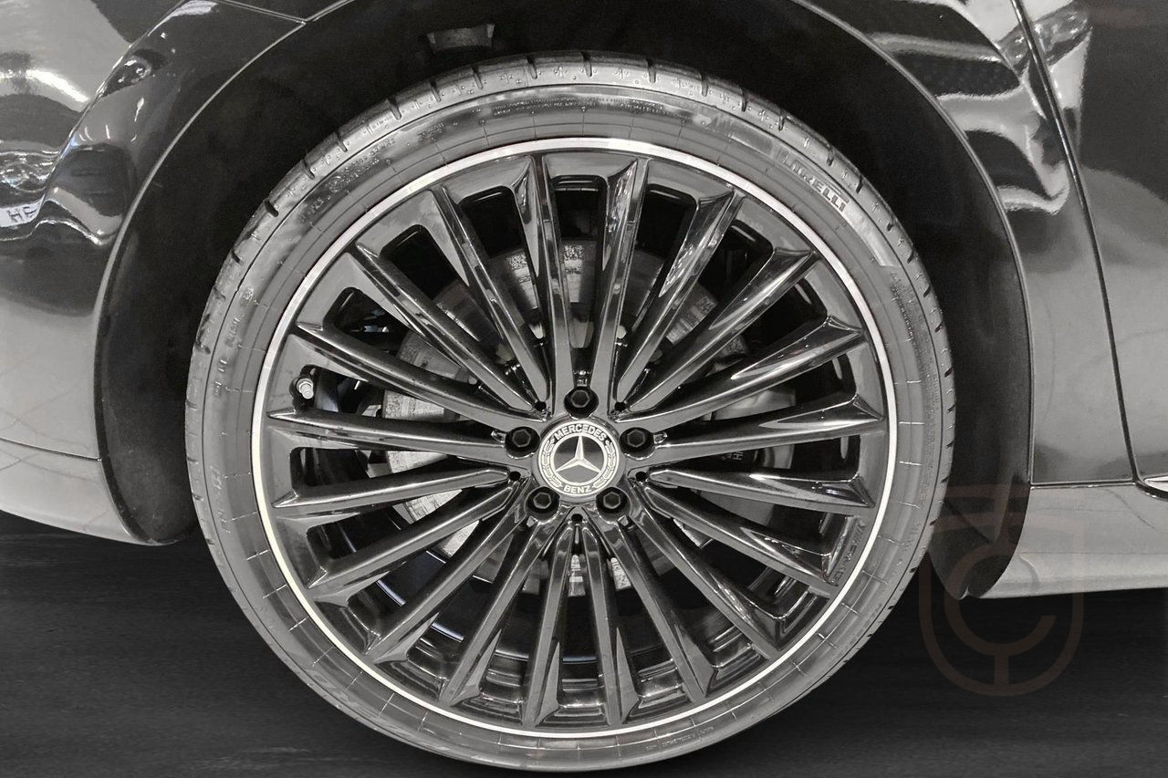 Mercedes-Benz EQE 350+ AMG Line