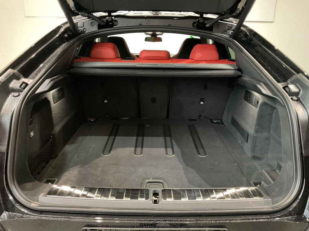 BMW X6 M Competition Bowers & Wilkins, Aktive Sitzhe