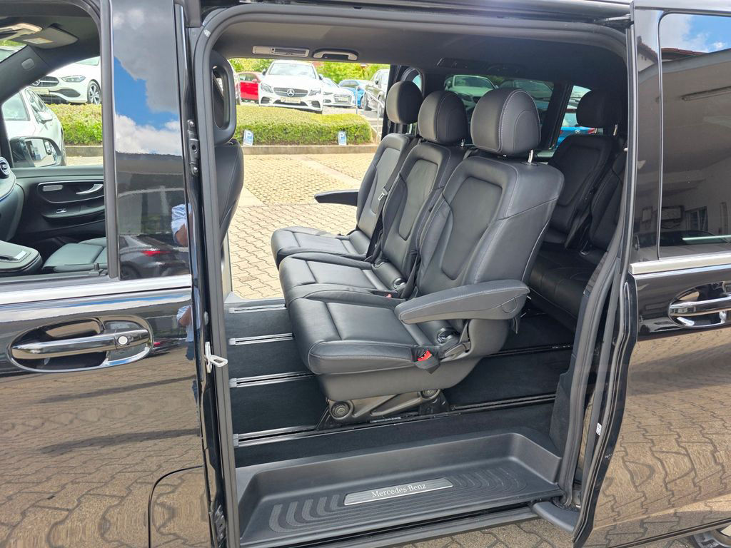 Mercedes-Benz V 300 d AVANTGARDE extralang 8-Sitzer/ Kamera